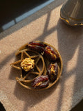 Hamper Tray Crescent – Baklava Special Stuffed Dates