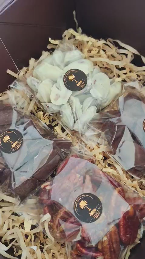 Pecan Luxe – Rose, Dark, Salted & White Chocolate Pecan Gift Box