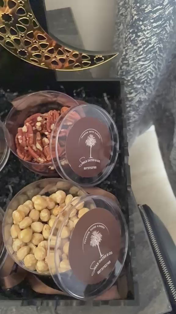 Premium Nuts hamper
