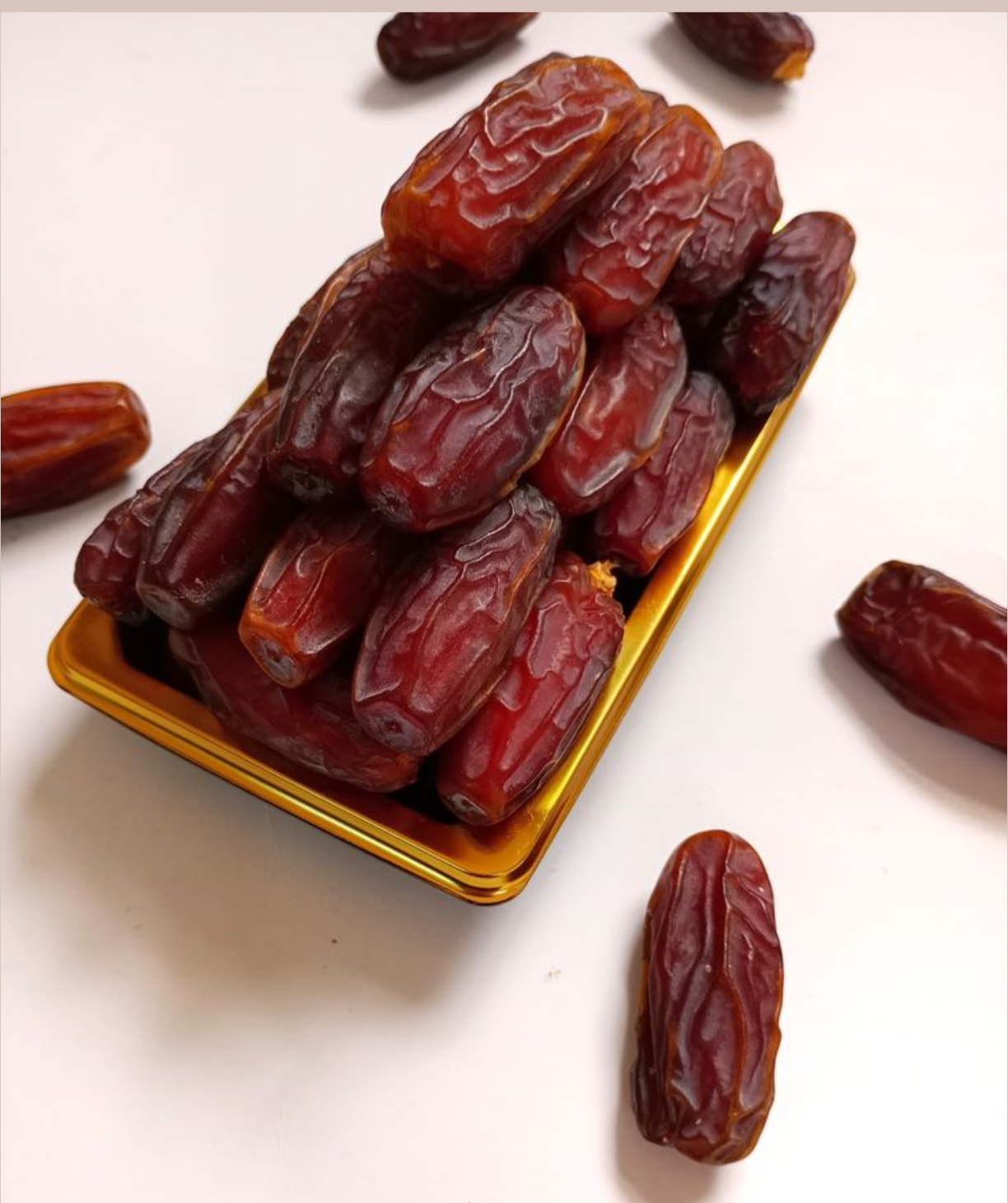 Mabroom Dates